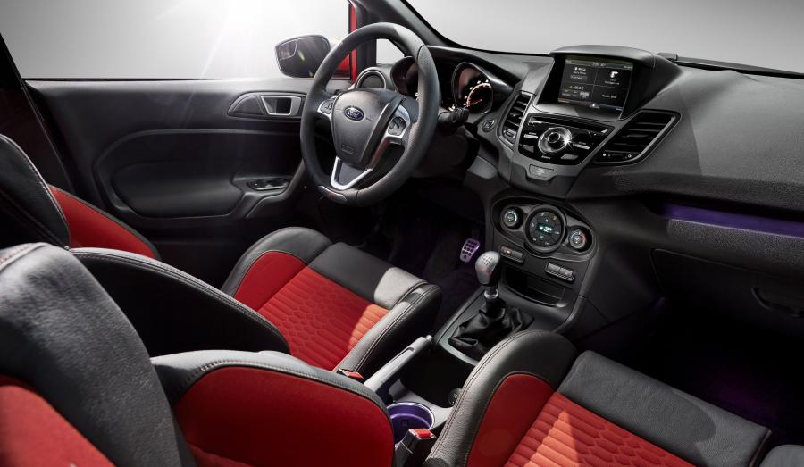  Ford Fiesta ST 2014 года  (US) (фото 3 из 78)